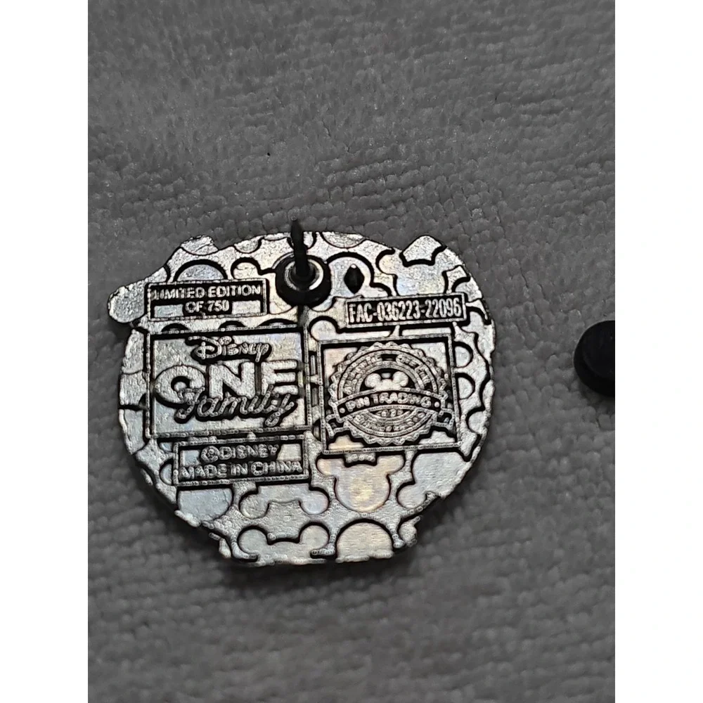 Disney Trading Pin Pluto Cutie Collectible‎ Limited Edition 2022